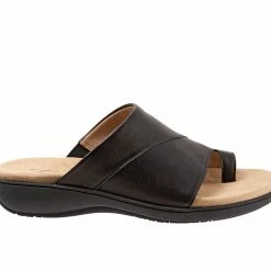 Women's Trotters Regina Sandals