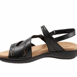 Women's Trotters Razzi Sandals 9 Women's Trotters Razzi Sandals -Reebok Shop 3 77