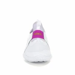 Girls' Nike Big Kid Flex Runner 2 Slip-On Running Shoes 10 Girls' Nike Big Kid Flex Runner 2 Slip-On Running Shoes -Reebok Shop 4 737